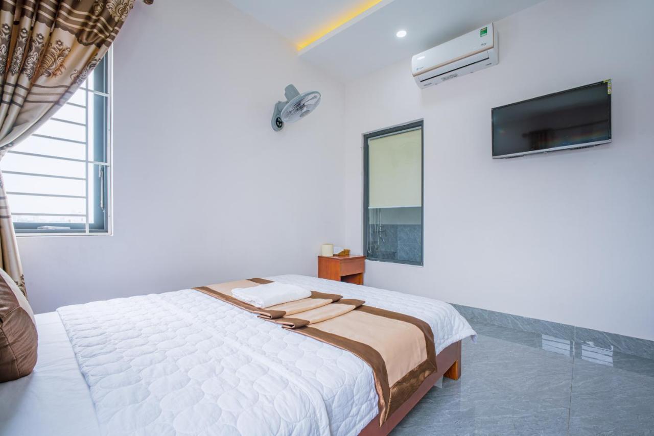 Phu Xuan Hotel 퀴논 외부 사진