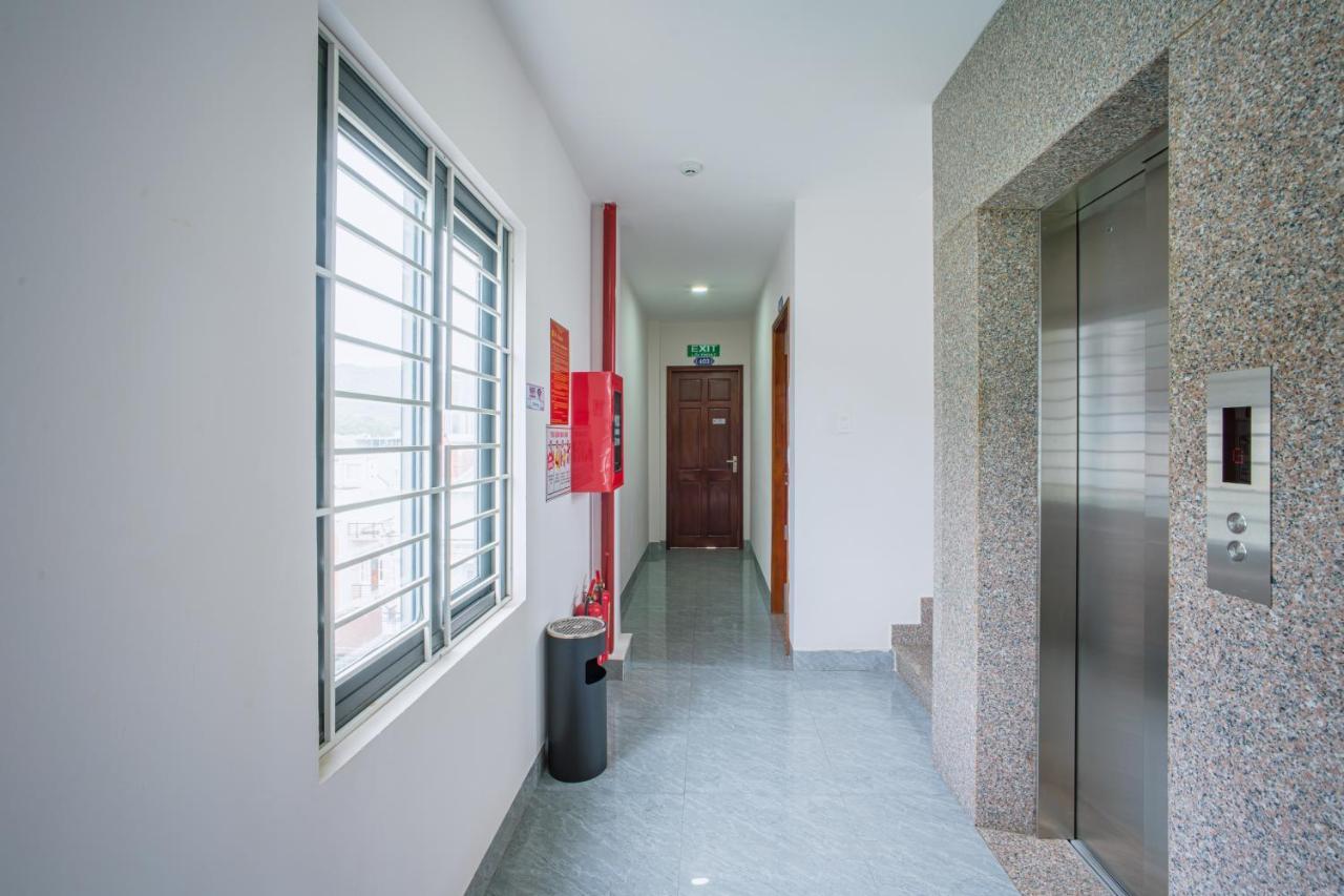 Phu Xuan Hotel 퀴논 외부 사진