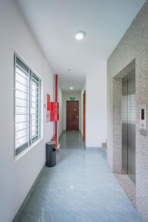 Phu Xuan Hotel 퀴논 외부 사진